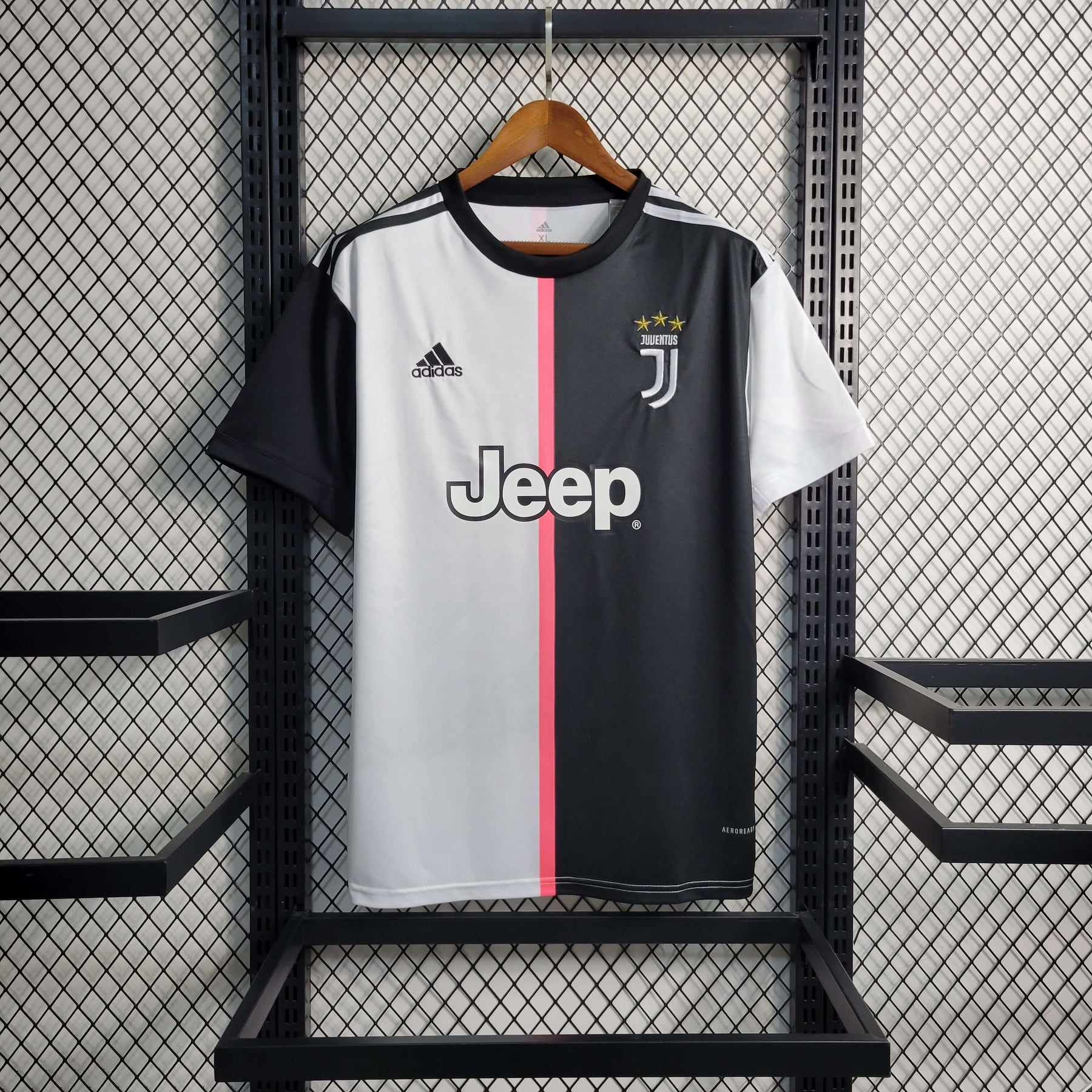 Retro de la Juventus en casa 19/20