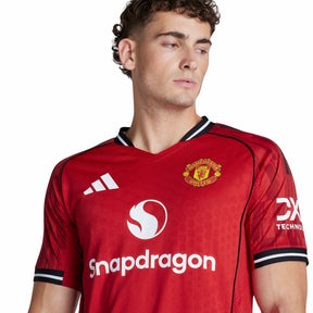 Manchester United home 25/26 Player version