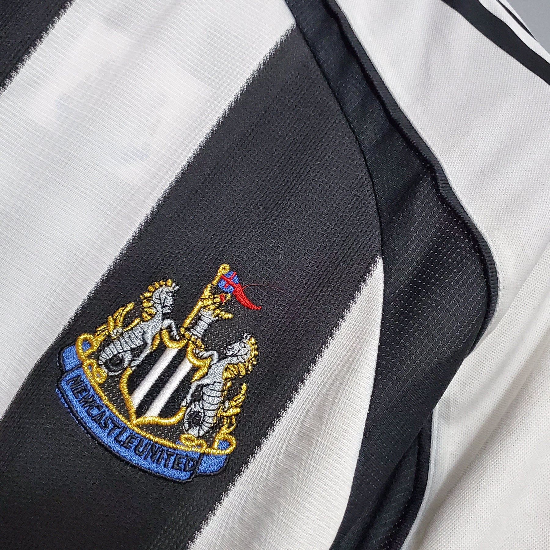 Newcastle Home 05/06 Retro