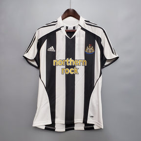 Newcastle Home 05/06 Retro