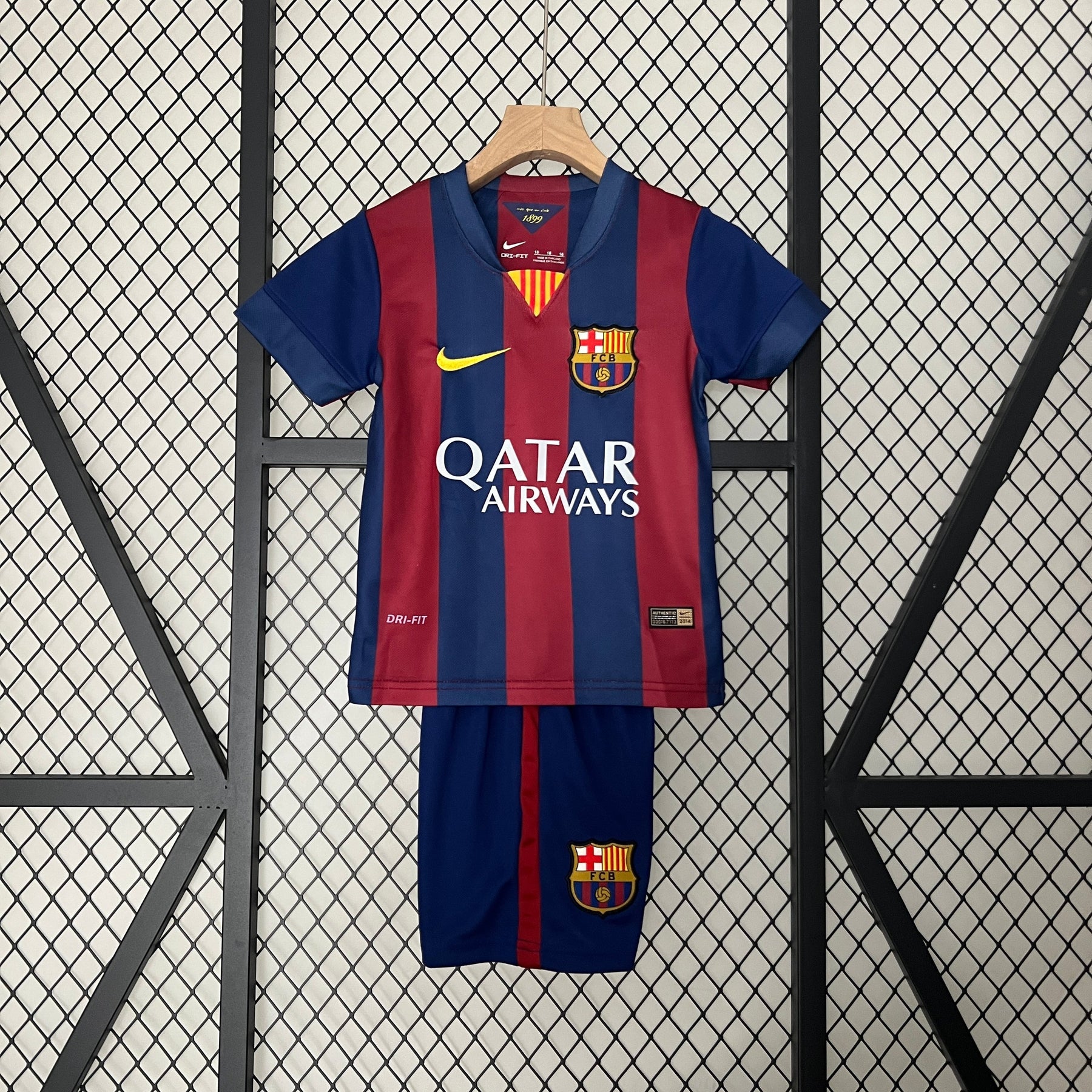 Kit infantil Barcelona local 14/15 retro 