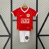 Kit infantil Manchester United local 06/07 retro 