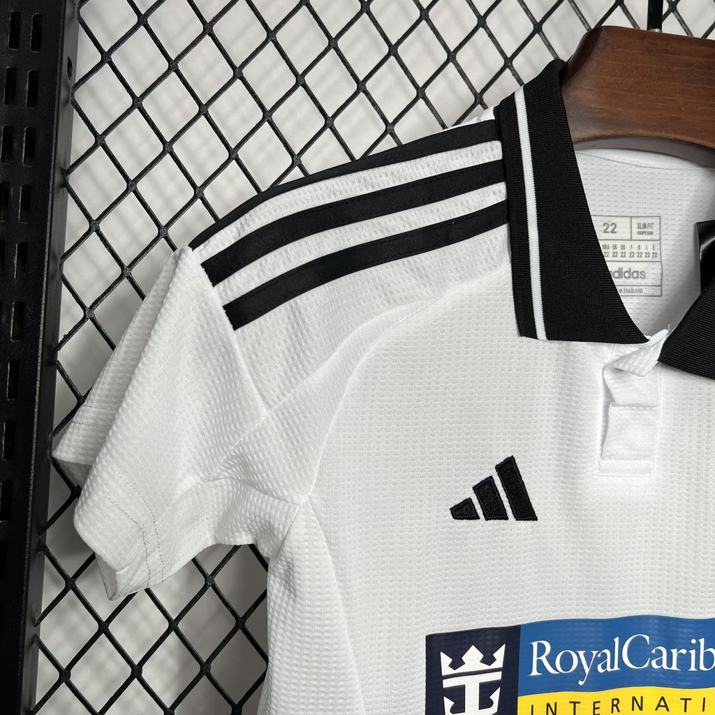 Kids Kit Fulham home 24/25