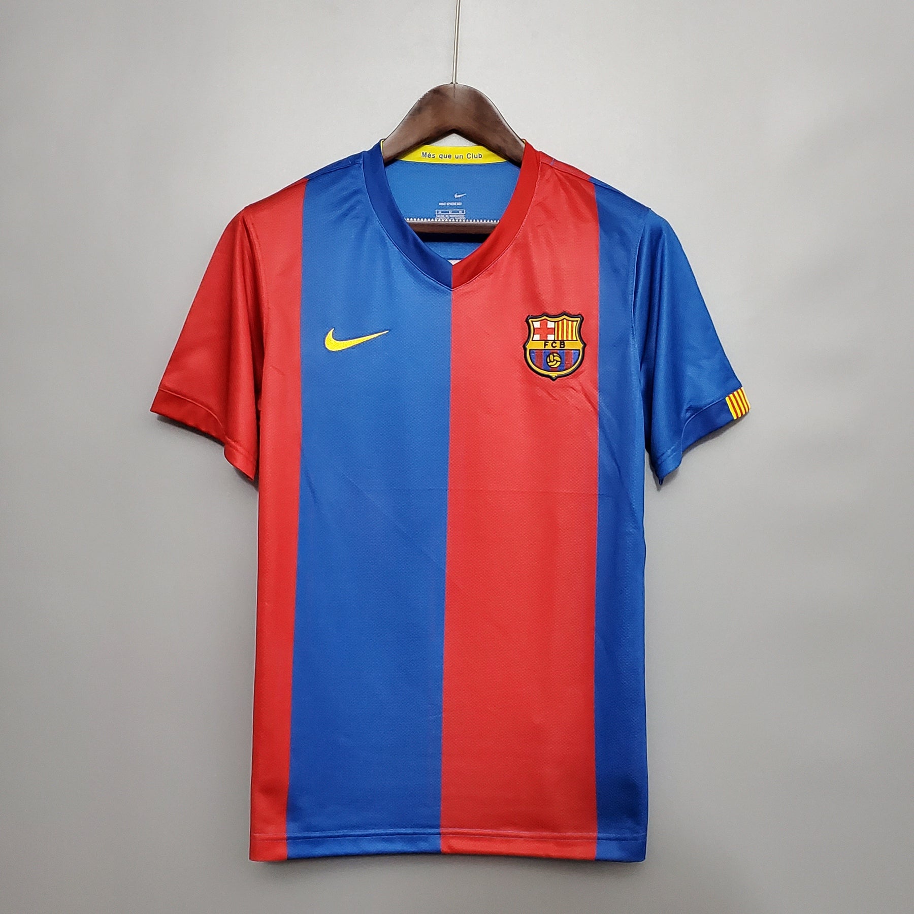 Barcelona Home 06/07 Retro 