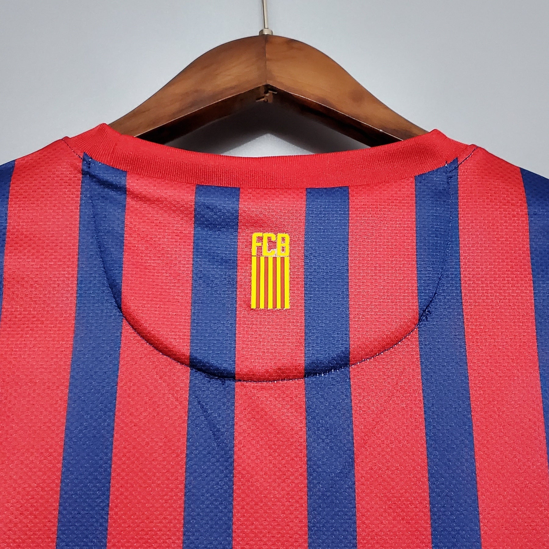 Barcelona Home 11/12 Retro 