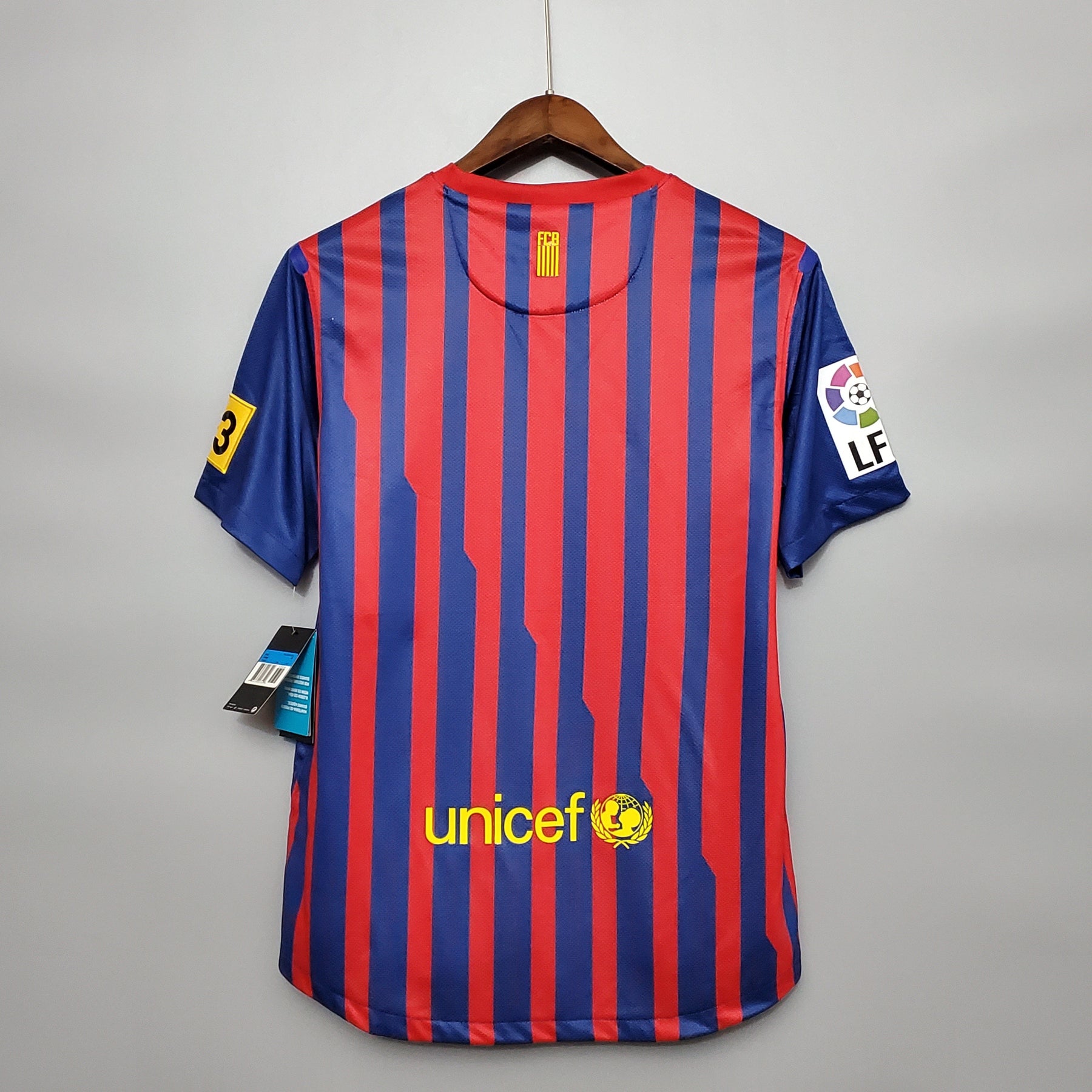 Barcelona Home 11/12 Retro 