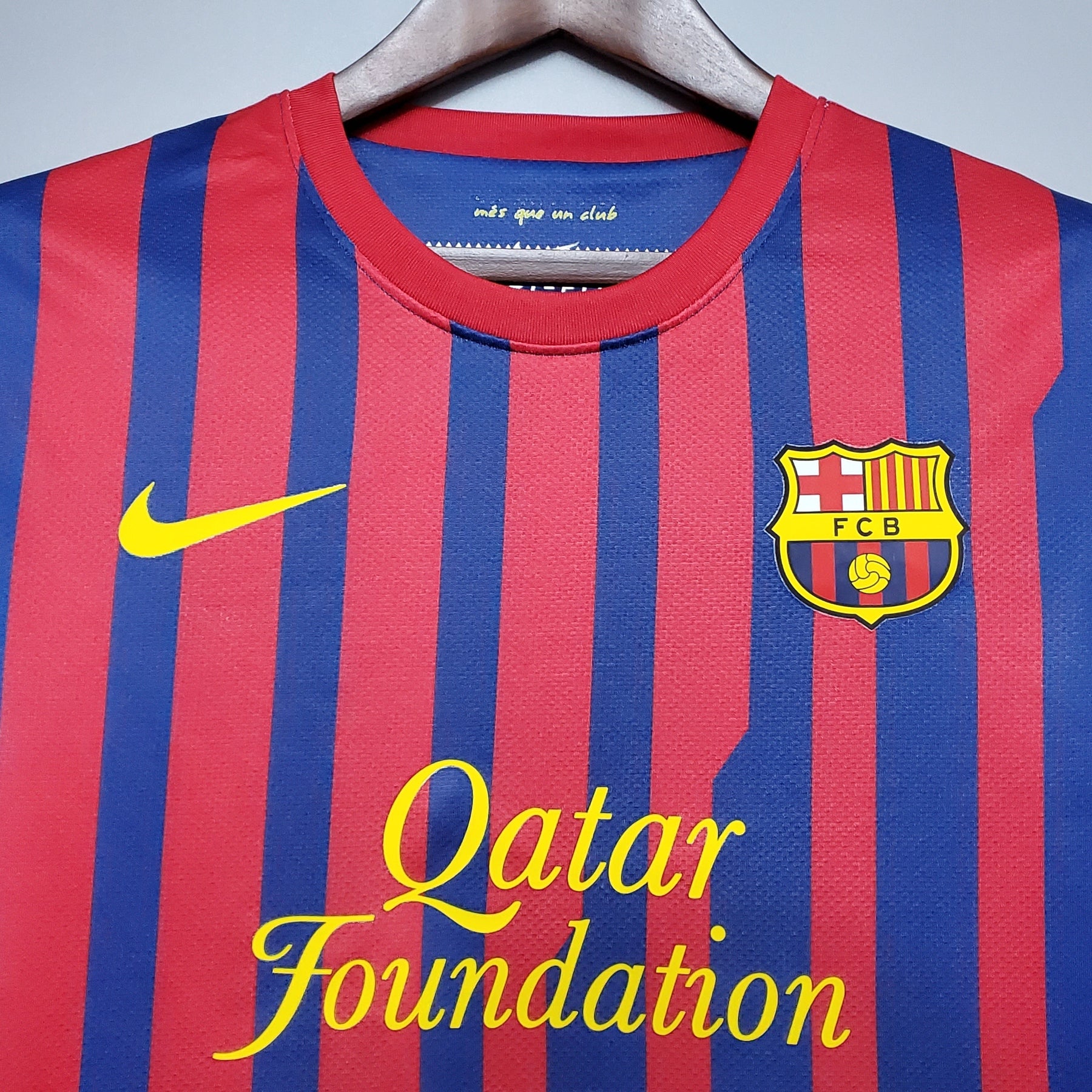 Barcelona Home 11/12 Retro 