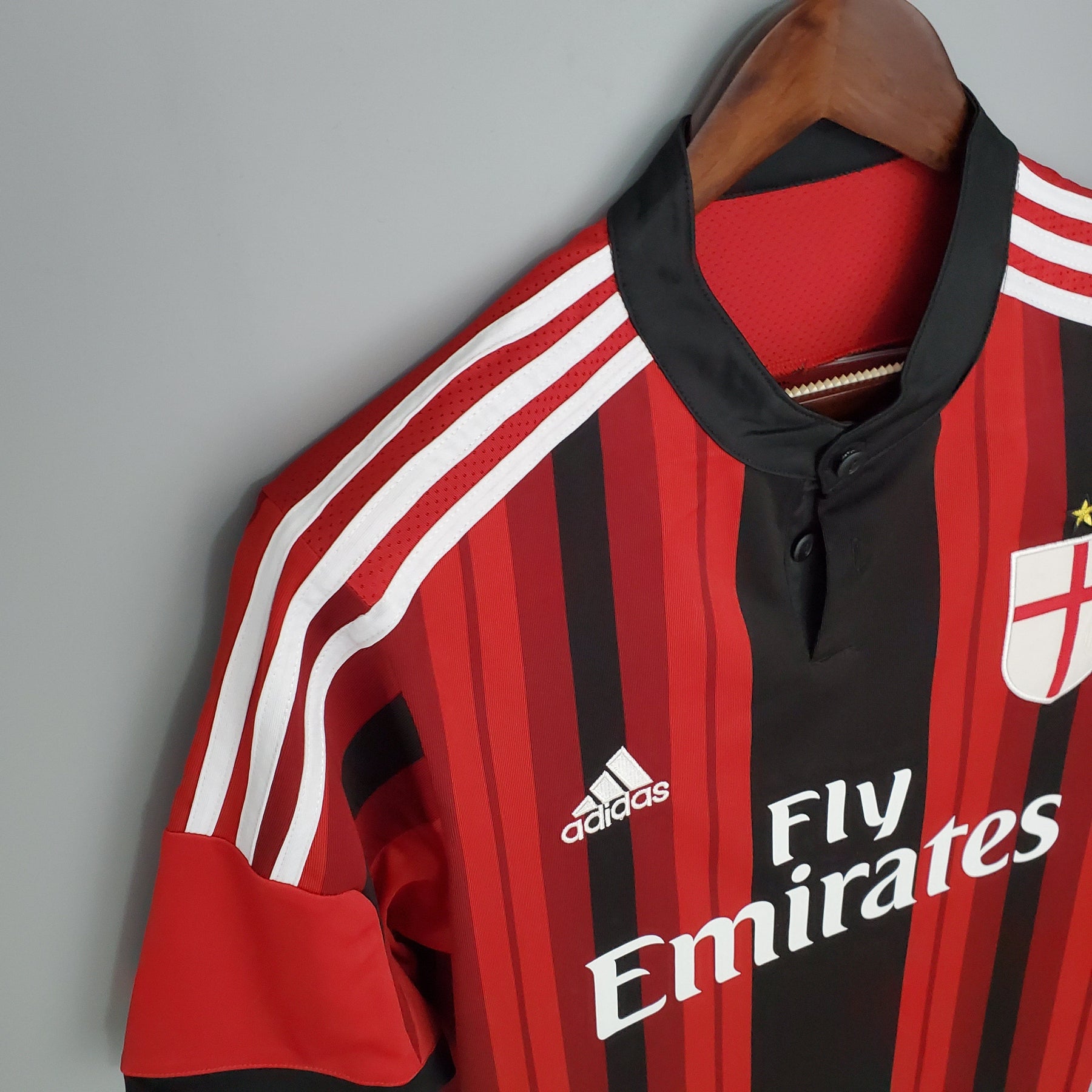 Retro de local del AC Milan 14/15 