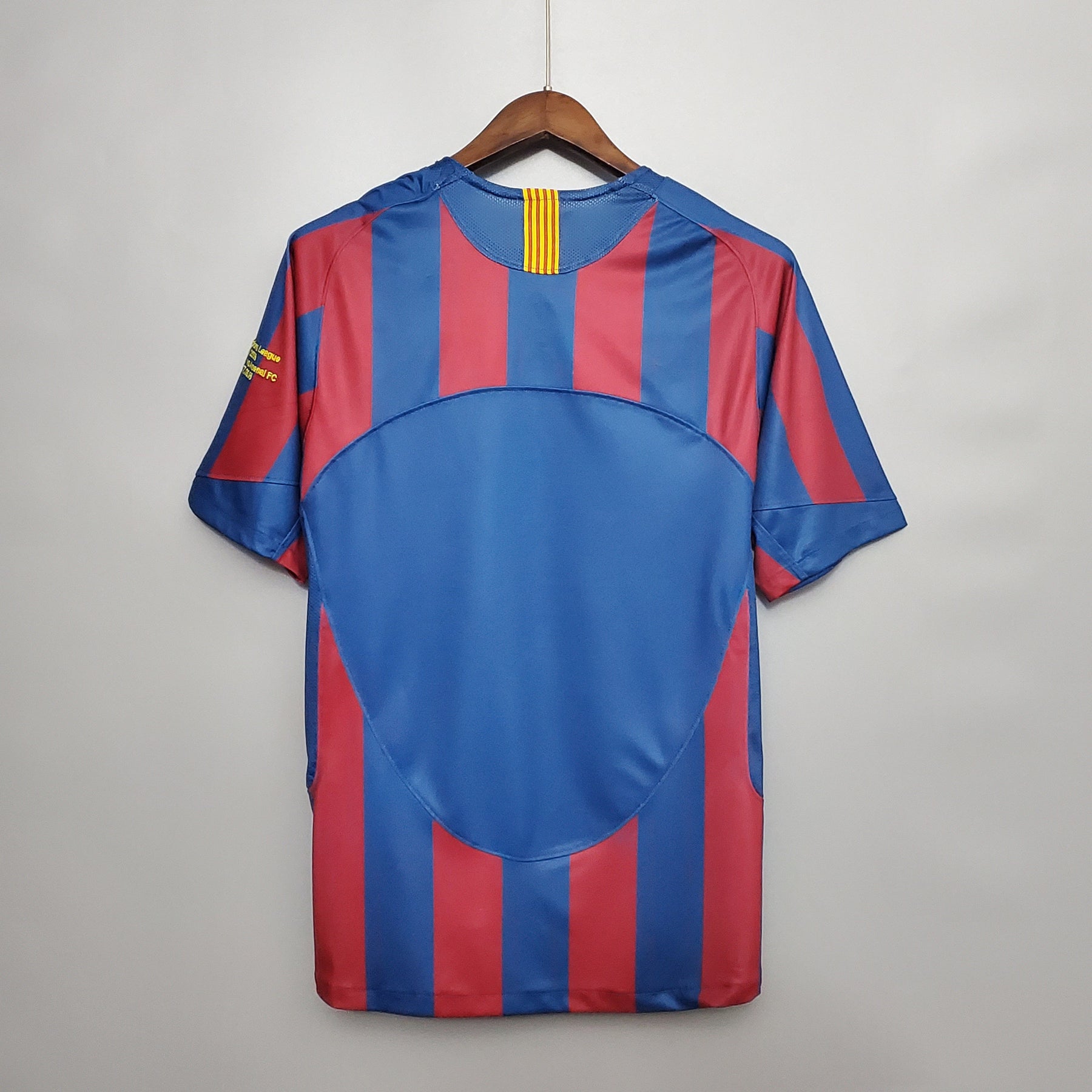 Retro de la UEFA de 2006 en casa del Barcelona 