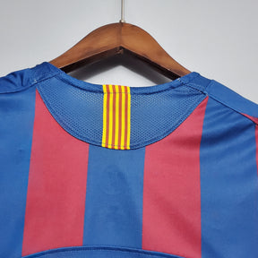 Retro de la UEFA de 2006 en casa del Barcelona 