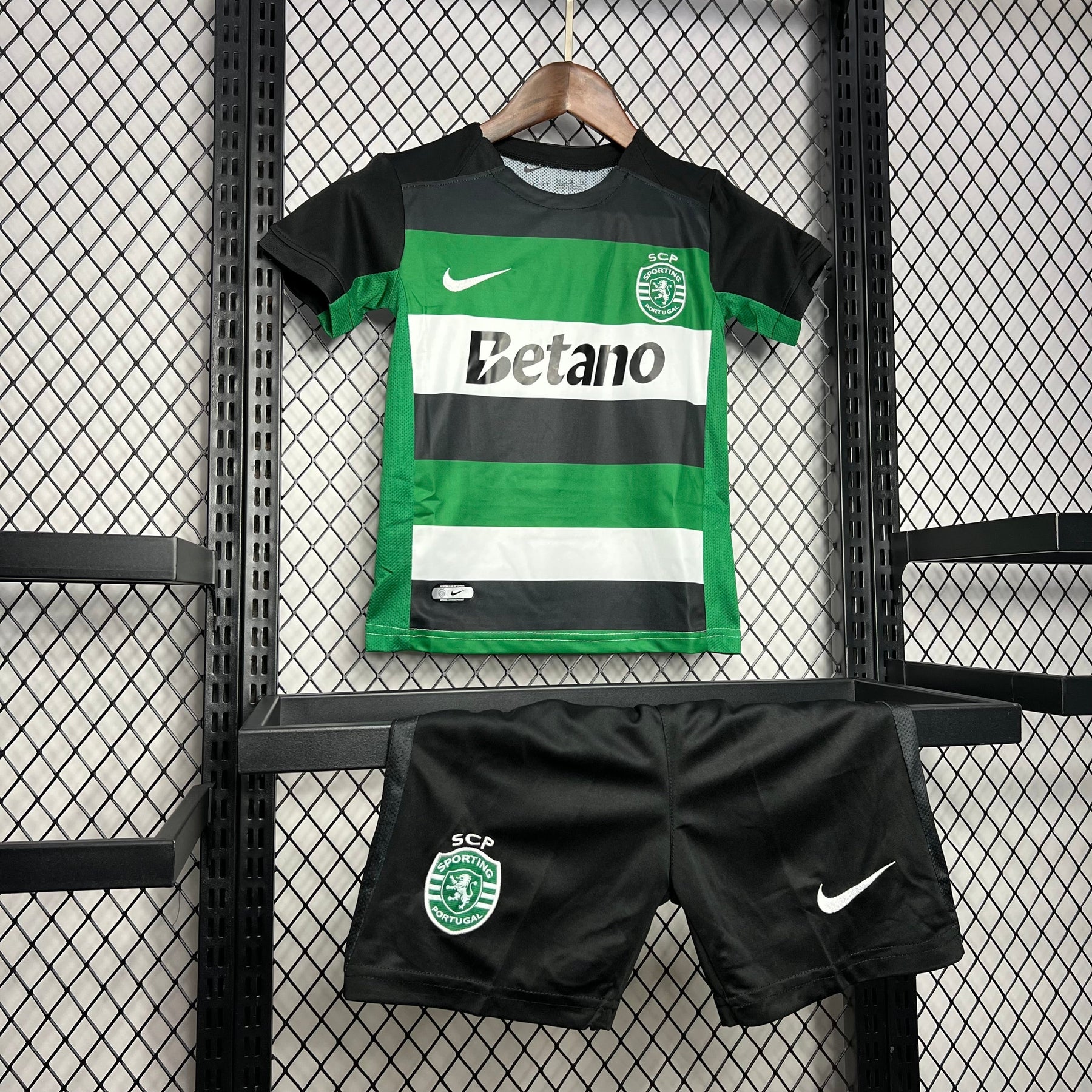 Kit infantil Sporting local 24/25